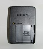 Sony BC-CSGD  pro baterie NP-BG1, NP-FG1